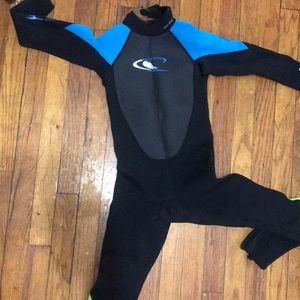 O’Neill children’s wetsuit